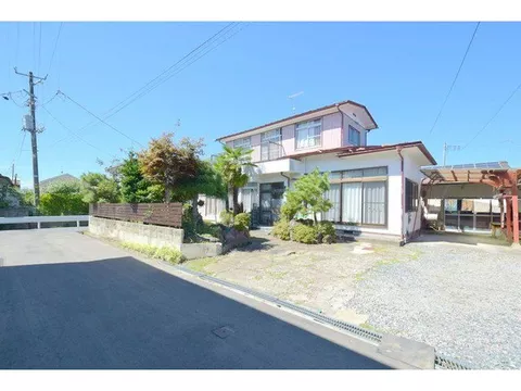 Currently offering a 3000 yen digital gift of your choice for property viewings and visits.