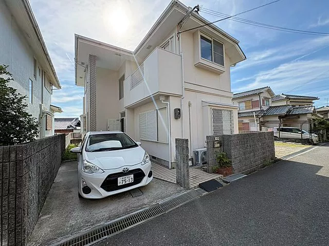 Used single-family home in Hannan City, Shizenda