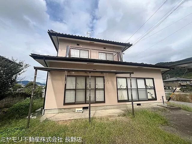 Used single-family home in Chikuma City, Kamitokuma - Used detached house