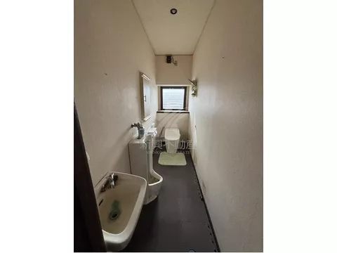 This is a used house that has undergone some repairs such as exterior wall painting and toilet replacement. - Image 3