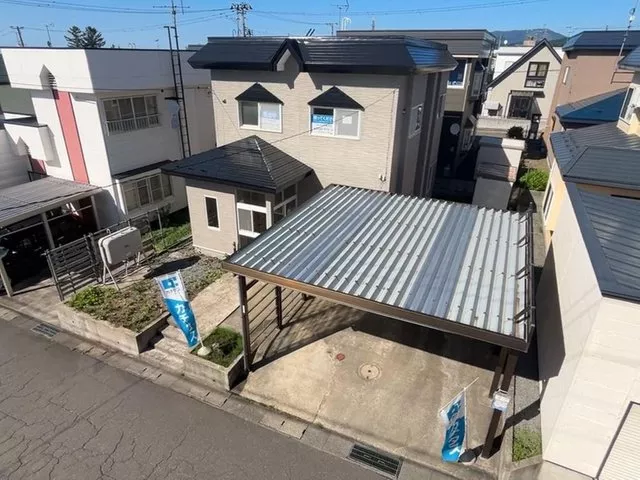 Open house held / Renovated / Sakihata 4-chome / Immediate move-in available / Parking for 3 cars / Space for 2 cars