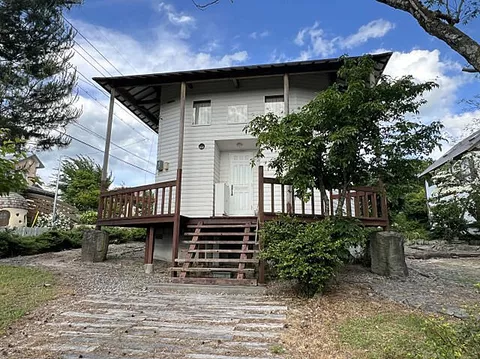Used single-family home, Hōki Town Kobayashi used villa (Ainopia Villa)