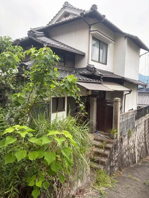Kure City, Higashi-Ata Town (Kure Station) 2-story 3LDK