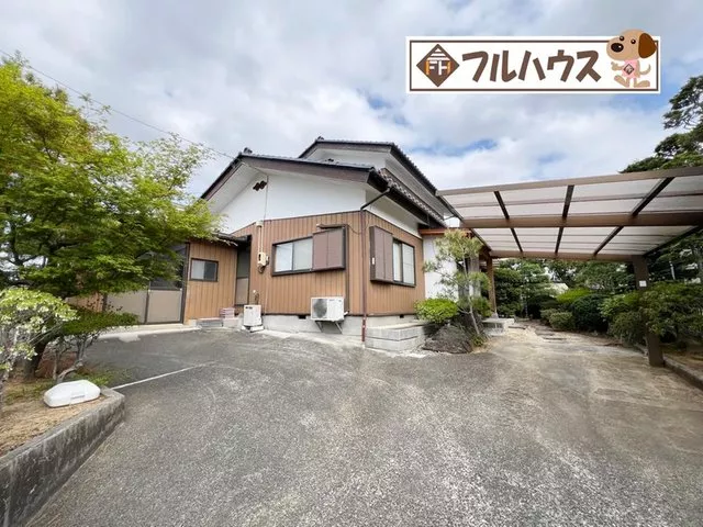 Funaboko Nishi◆6DK with plenty of rooms♪ Includes storage♪ Spacious land of about 98 tsubo! Parking space for 2 cars♪