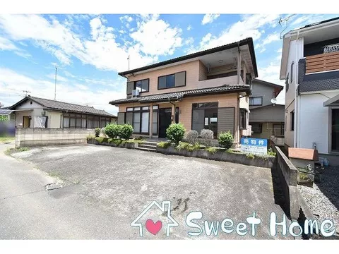 Used house in Aioi-cho 2-chome, Kiryu City♪ Parking space can accommodate three or more cars in parallel♪