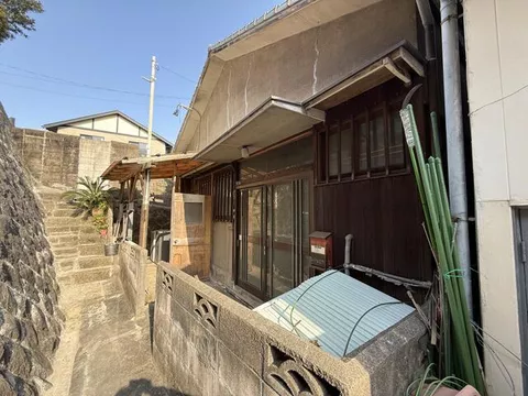 Kitakyushu City, Wakamatsu Ward, Fukamachi 2-chome (Wakamatsu Station) Single-story 2DK