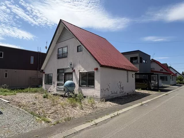 Iwamizawa City, Minamimachi 9-jo 4-chome (Iwamizawa Station) 2-story 4LDK
