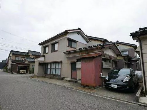 Takaoka City, Ishise (Etchu Nakagawa Station) 2-story 5K