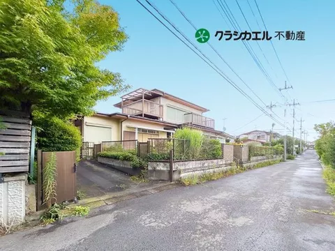 South-facing corner lot with a usable area of 145 tsubo × 22.8-tatami LDKIH and well-equipped facilities such as a bathroom dryer