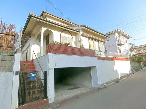 Used single-family home TC Mai 5