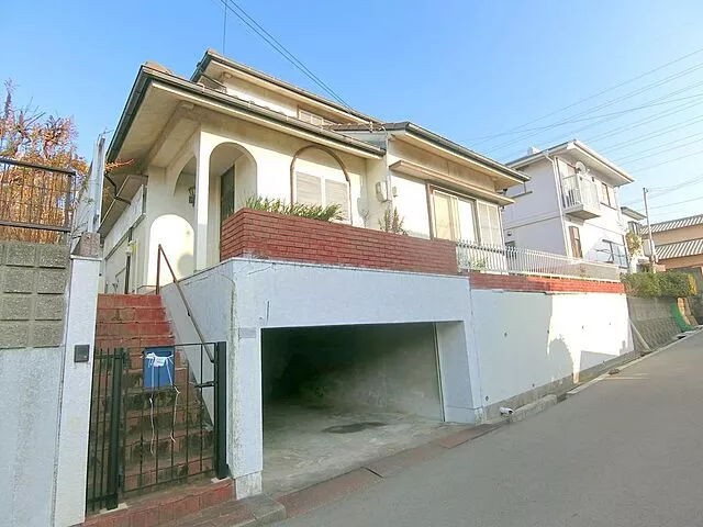Used single-family home TC Mai 5