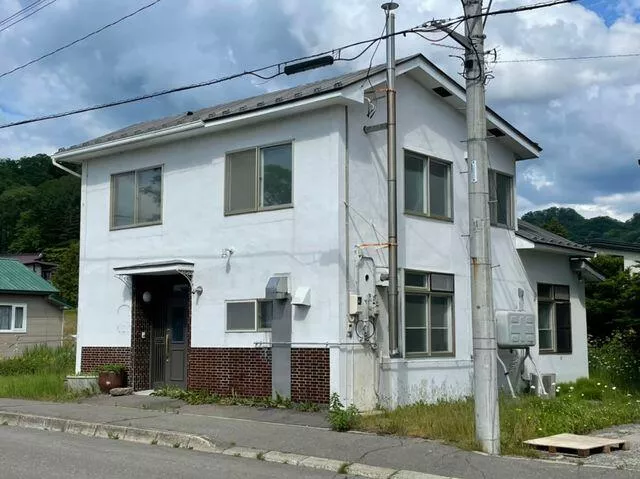 Nakagawa District, Honbetsu Town, Minami 1-chome, 2-story, 4LDK