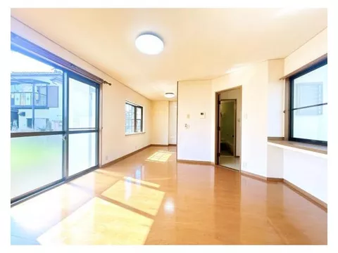[Viewing event held] [Current sale until 4/19 (Sun)] House cleaning, lighting installation