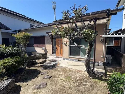 Iwakuni City, Nishikimi 5-chome (Nishi-Iwakuni Station), single-story building, 4K