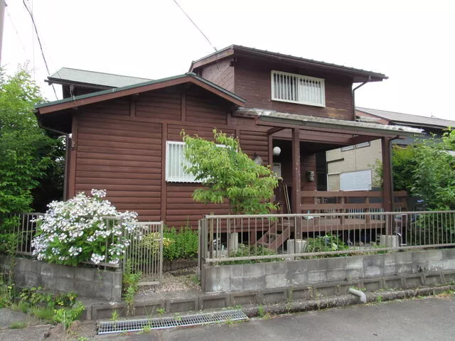 13 minutes on foot from "Shirakawaguchi" Station on the Takayama Main Line