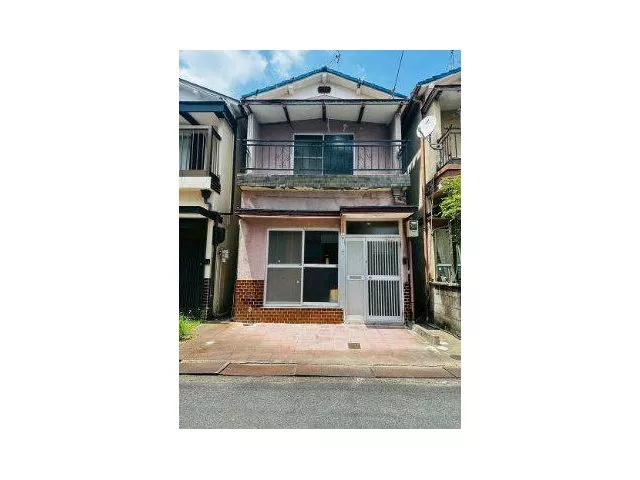 ■3DK 6.8 million yen■ Kintetsu "Okido Station" 3 minutes on foot! ■ JR "Doshisha-mae Station" 8 minutes on foot!