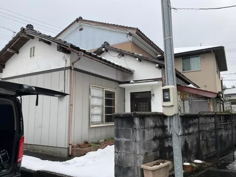 Uozu City, Rokuro Maru 1-story 7LDK