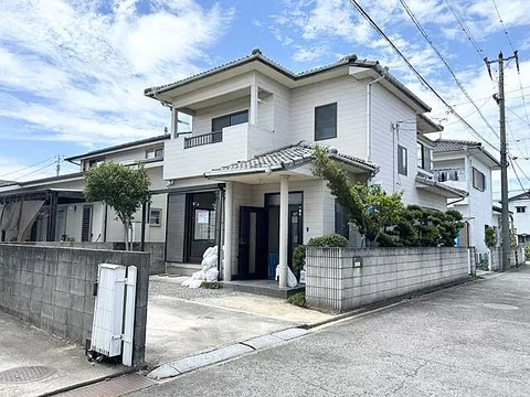 Used single-family home in Sanjō Town, Marugame City
