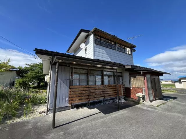 Higashi Okitama-gun Kawanishi Town Oaza Kamikomatsu (Uzen Komatsu Station) 2-story 7DK