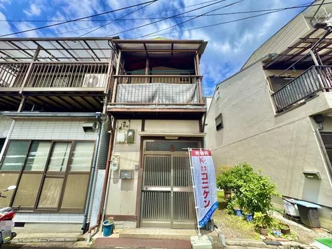 Yao City, Takewashi 5-chome (Kami Station) 2-story building 2DK