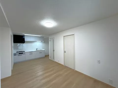 1-chome Tsukimin, Aomori City (Higashi Aomori Station) 1-story 2LDK