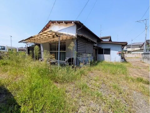 Tsum numa (Nishi Koizumi Station) 2.5 million yen