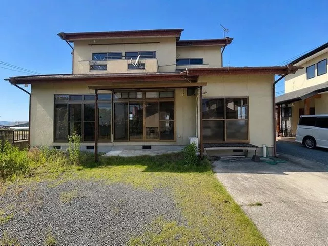 [Viewing event held] [Current sale until June 30] Parking for 3 cars available / Quiet residential area