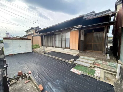 Kusunoki-cho Minami Gomiduka (Kusunoki Station) 3 million yen