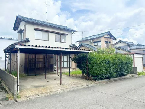 Sabae City, Shimono-ta Town (Sabae Station), 2-story, 4DK - Image 2