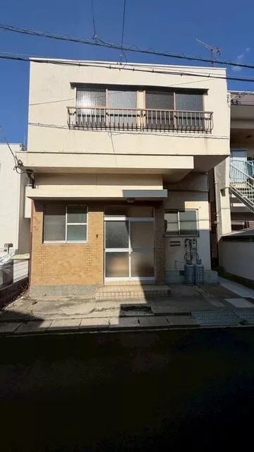 Wakayama City, Shimahashi Minami-no-cho (Higashi Matsue Station) 2-story 7DK
