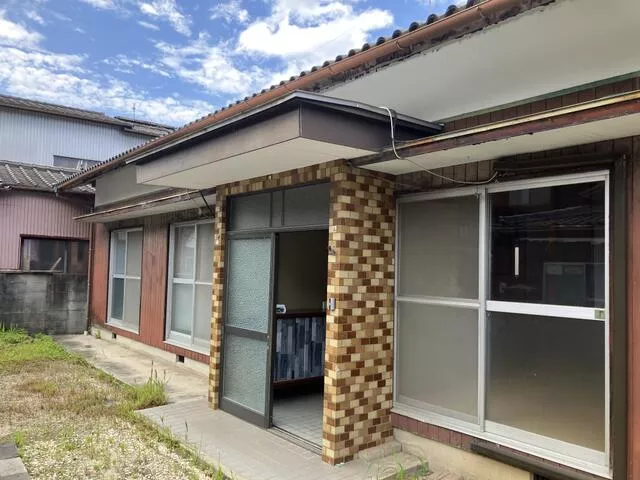 Imabari City, Kikuma Town Nagasaka (Kikuma Station) Single-story building 4DK