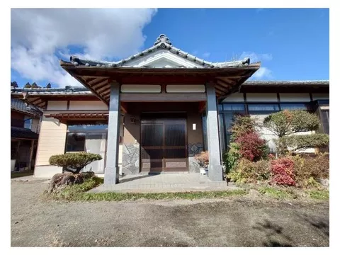Oaza Daimyoji (Ebino Kamie Station) 6.5 million yen