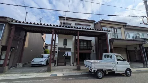 Joetsu City, Higashihoncho 4-chome (Takada Station) 3-story building 5K