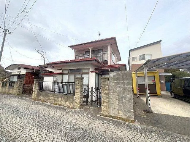 2F 4DK in Iwadeyama Aza-Urakouji, Osaki-shi, Kanagawa (Yubikan Station)

2.1 million yen