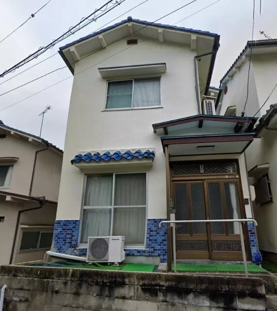 Aki County, Fuchu Town, Yahata 4-chome (Mukyou Station) 2-story building 3DK