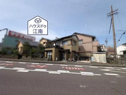 This is a used 4DK house with a rich surrounding environment♪