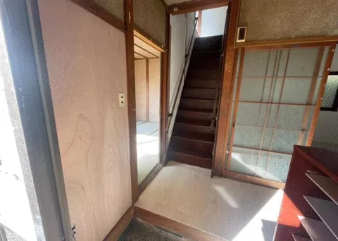 Aki-gun Fuchu-cho Sakuragaoka (Yaga Station) 2-story 4DK