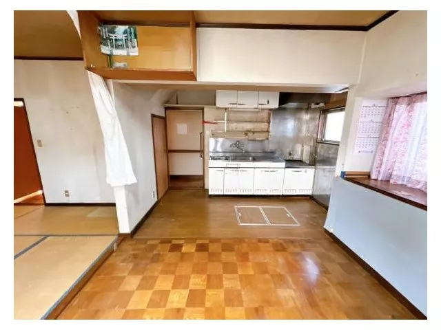 [Open House Held] [Current Sale Property] Parking for 2 cars available! 3SLDK with all rooms over 6 tatami mats!