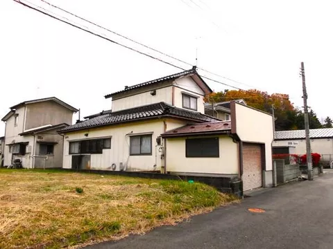 Kashiwazaki City, Wakaba-cho (Kashiwazaki Station) 2-story building 5K