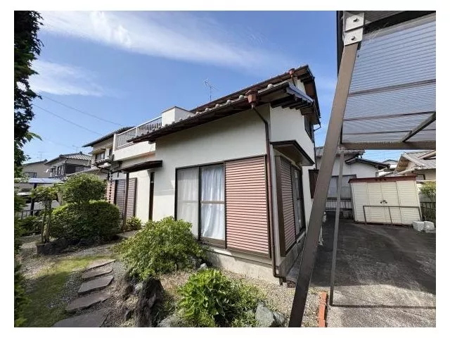 Approximately 66 tsubo of flat land♪ Good sunlight and ventilation due to southwest orientation!