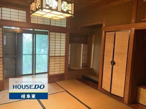 37 minutes walk from Tobu Nikko Line "Shinkogawa" Station [Bus available] 14 minutes by bus to Takano Housing Complex (Kazo City), 1 minute walk - Image 3