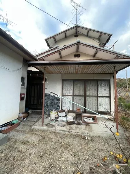 Iwakuni City, Yamate-cho 3-chome (Nishi-Iwakuni Station) 2-story building 5DK