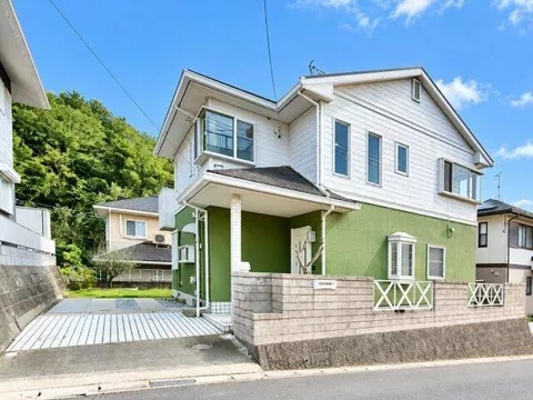 Hitachi City Ishinasaka-cho 1-chome (Oomika Station) Two-story building 4LDK