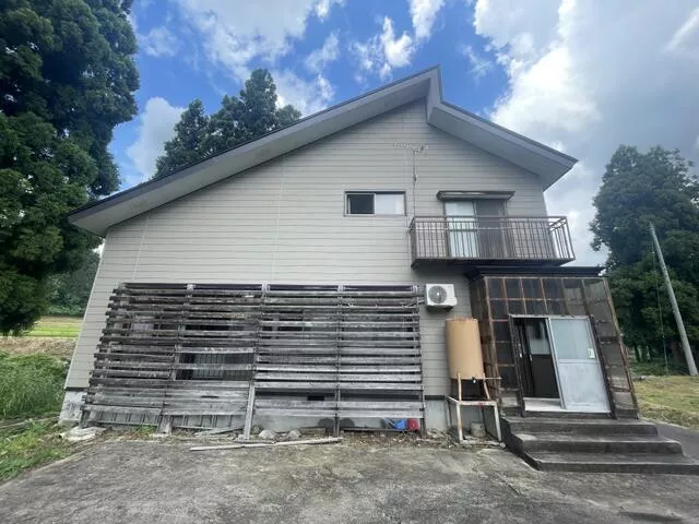 Minami-Uonuma City Tochikubo (in front of Joetsu International Ski Resort Station) 2-story 7DK