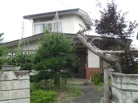 Used single-family home in Kaminoyama City