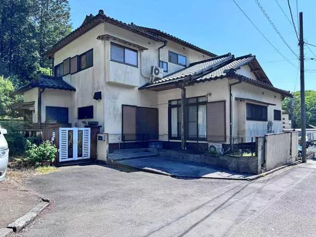 Toriya, Midori-ku, Sagamihara-shi, Kanagawa (Hashimoto station) 2F 6LDK

7.68 million yen