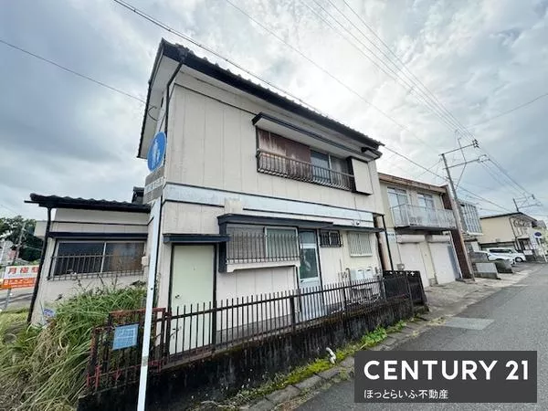 Miyakonojo City, Yahata Town (Nishimiyakonojo Station) Two-story building 5DK