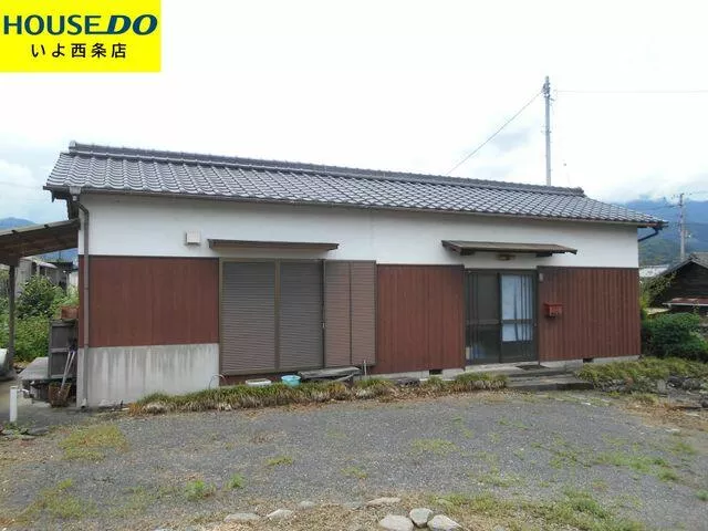 Saijo-city, Tambara-cho, Shikawa (Mibugawa Sta.) Single-story building, 3DK

1.8 million yen