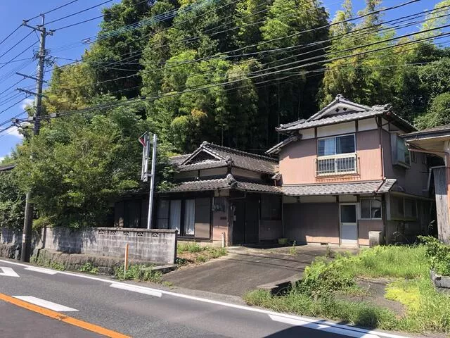 Ureshino City, Shioda Town, Oaza Kumana Otsu (Hizen Kashima Station) 2-story building, 6DK