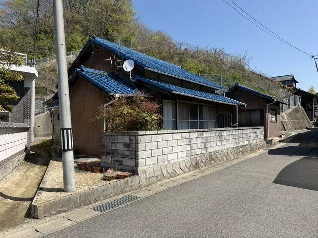 Onomichi City Mukoujima Town Michikoshi (Onomichi Station) Single-story building 4DK